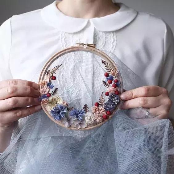 花會(huì)枯萎，用刺繡來表達(dá)你的愛吧