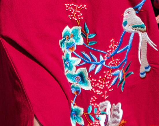 2018夏款連衣裙刺繡圓領(lǐng)寬松裙盤(pán)扣